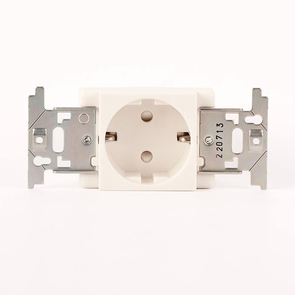 Panasonic German socket 16A white Wide | Socket Outlet 215011 - SKU 215011